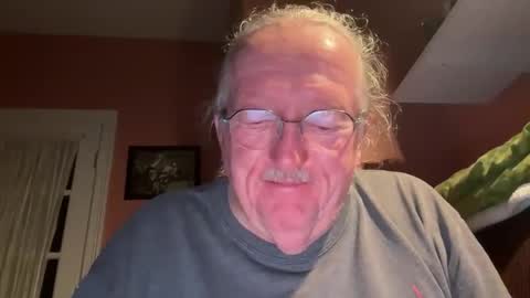 Phrodeaux online show from January 18, 6:59 am