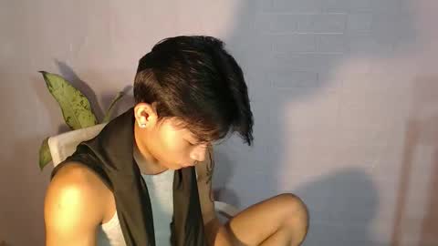 pinoy_palautogxxx online show from April 15, 3:56 pm