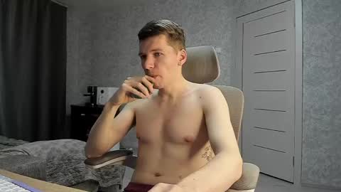 Pierre online show from March 24, 5:01 am