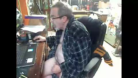 PitMan1 online show from May 14, 4:49 pm