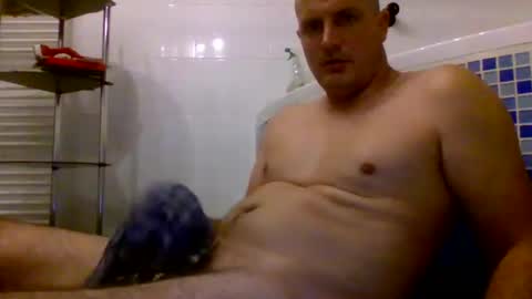 Snapshot of piwo58 chatting on October 30, 5:58 pm piwo58 online show from October 30, 5:58 pm