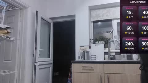 Play Me online show from October 5, 10:58 pm