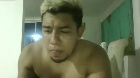 pocahot2512 online show from February 1, 5:50 am