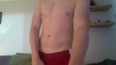 pothos3823 online show from May 16, 8:07 pm