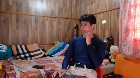 chris independent  online show from February 1, 8:47 pm