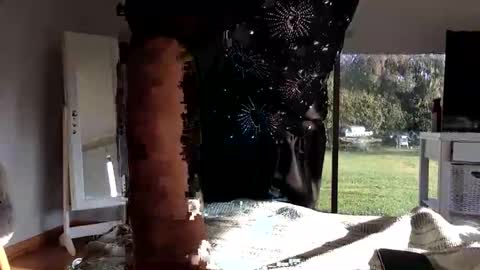 ppsmall_17 online show from April 15, 12:27 pm