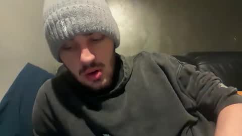 Snapshot of prelako chatting on September 14, 9:33 am Prelako online show from September 14, 9:33 am