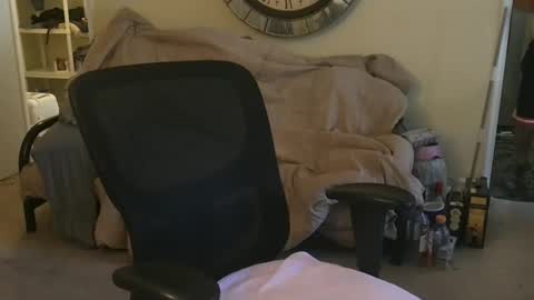 preppyguyintokink1 online show from November 4, 5:47 pm