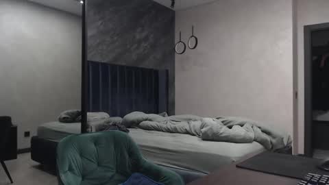 Justin online show from November 20, 4:50 pm