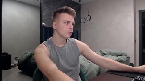 Justin online show from November 26, 4:59 am