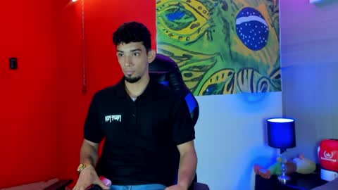 prince_arthur77 online show from April 10, 1:51 pm