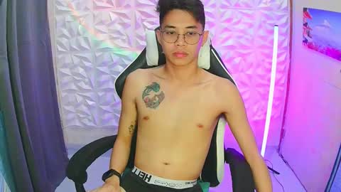 prince_harrison online show from November 13, 8:35 pm