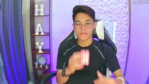 prince_harrison online show from October 31, 8:07 am