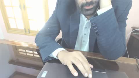 lover online show from October 16, 8:22 am