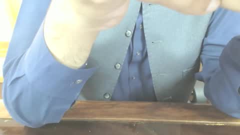 lover online show from September 30, 9:35 am