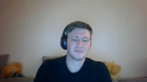 punkindrublic25 online show from April 6, 11:05 pm