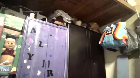 Mark online show from April 7, 5:35 pm