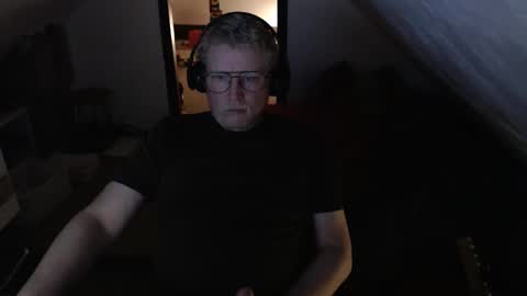 pussylovercb online show from April 24, 8:44 pm