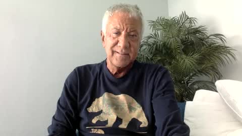 Snapshot of quest_one chatting on December 31, 9:28 pm Jim online show from December 31, 9:28 pm