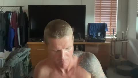 rabbit_eyes69 online show from July 7, 9:46 am