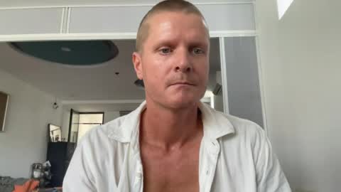 rabbit_eyes69 online show from July 21, 5:31 am