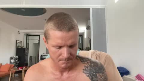rabbit_eyes69 online show from July 26, 2:19 am