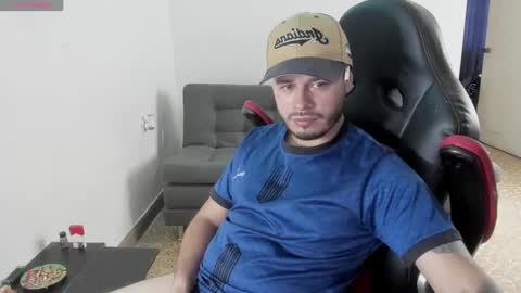 ragnar_lothbrok77 online show from September 26, 6:49 pm