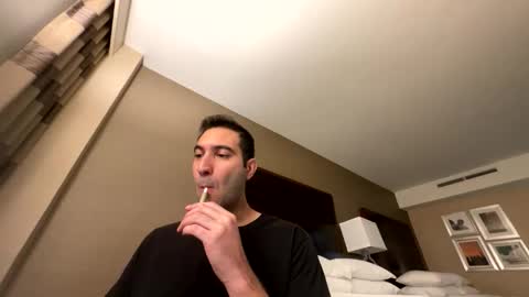 ragnearyou online show from December 1, 4:26 am