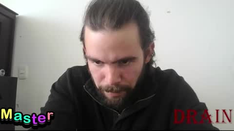Snapshot of ragnor_vex chatting on October 16, 4:15 pm Ragnor vex online show from October 16, 4:15 pm