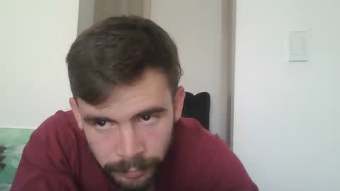 Snapshot of ragnor_vex chatting on January 19, 10:17 pm Ragnor vex online show from January 19, 10:17 pm