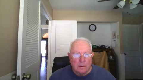 Snapshot of raiderman215 chatting on January 7, 7:17 pm raiderman215 online show from January 7, 7:17 pm