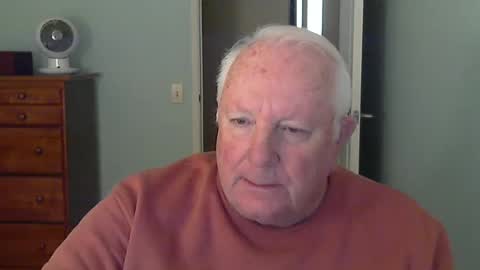Snapshot of raiderman215 chatting on December 8, 3:13 pm raiderman215 online show from December 8, 3:13 pm