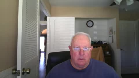 Snapshot of raiderman215 chatting on January 2, 7:07 pm raiderman215 online show from January 2, 7:07 pm