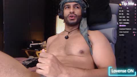 ralfvoss online show from December 5, 8:32 am