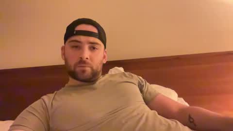 randomdude5950 online show from January 31, 3:52 am