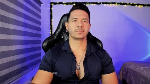 Jonas online show from April 18, 11:26 pm