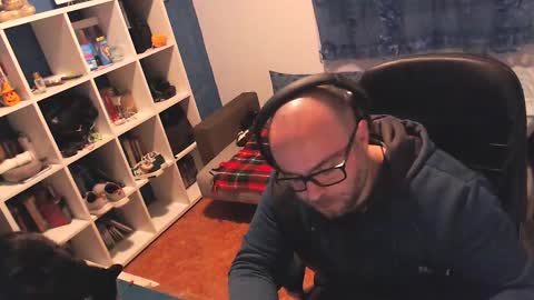 ravingr3d3 online show from February 27, 11:26 pm