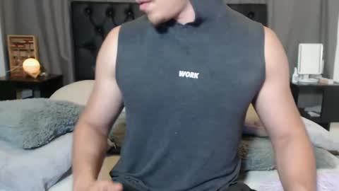 Ray online show from February 11, 12:49 am