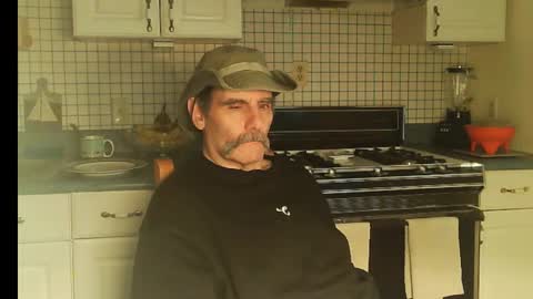 Ray online show from January 18, 9:39 pm