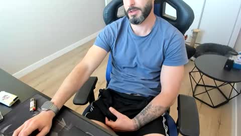 raysexparty online show from April 4, 10:56 am