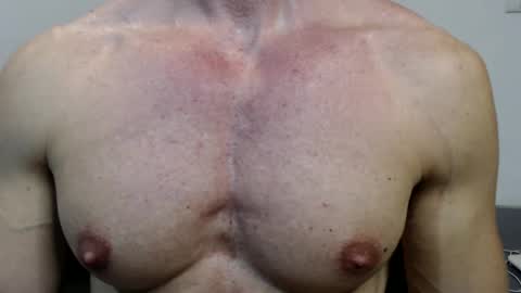 razorramon13 online show from December 10, 2:39 pm