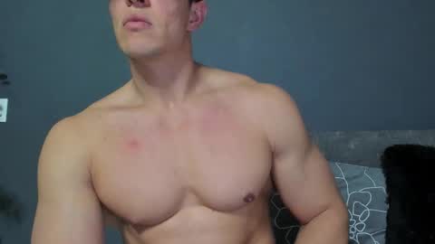 twitter REECET26 instagram RECCETAYLOR online show from March 9, 2:49 am