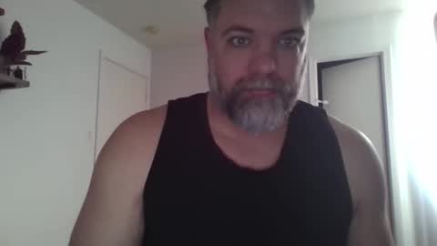RedChewy online show from February 9, 3:56 pm