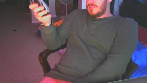 reddawg14 online show from February 23, 4:55 am