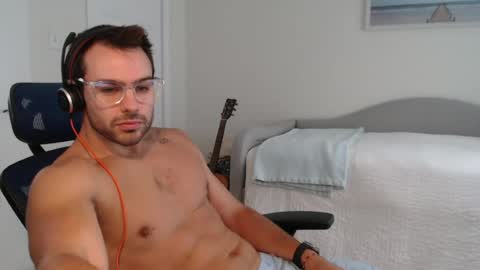 redstar461163 online show from August 3, 1:50 pm