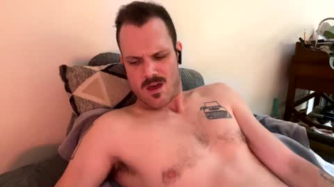 Reed Thomas online show from February 5, 1:37 am