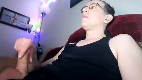 regularguy20 online show from February 7, 10:11 am