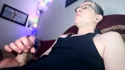 regularguy20 online show from February 12, 9:04 am