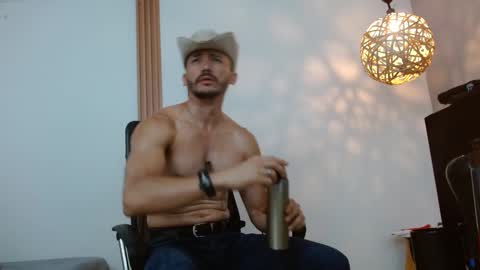   REIKO  online show from December 28, 12:25 pm