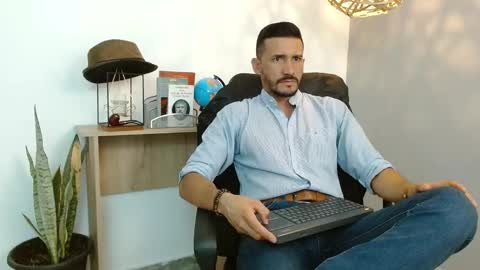   REIKO  online show from January 30, 7:37 pm